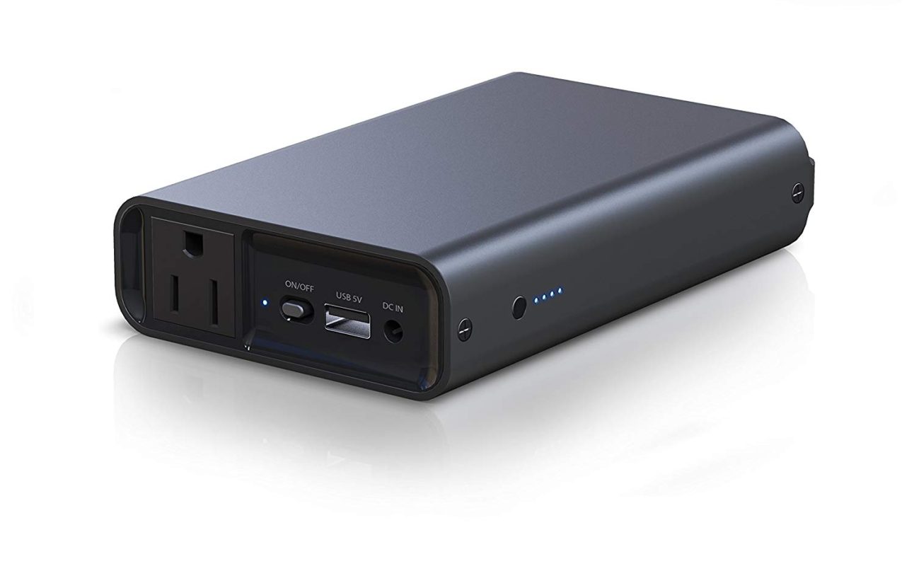 100 PERCENT MPU951BK Portable Charger with Outlet, 11,600 mAh, Power Bank