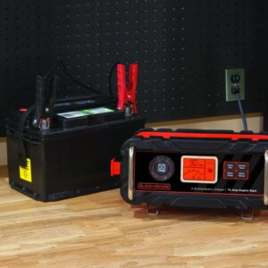 Using Your PORTABLE JUMP STARTER