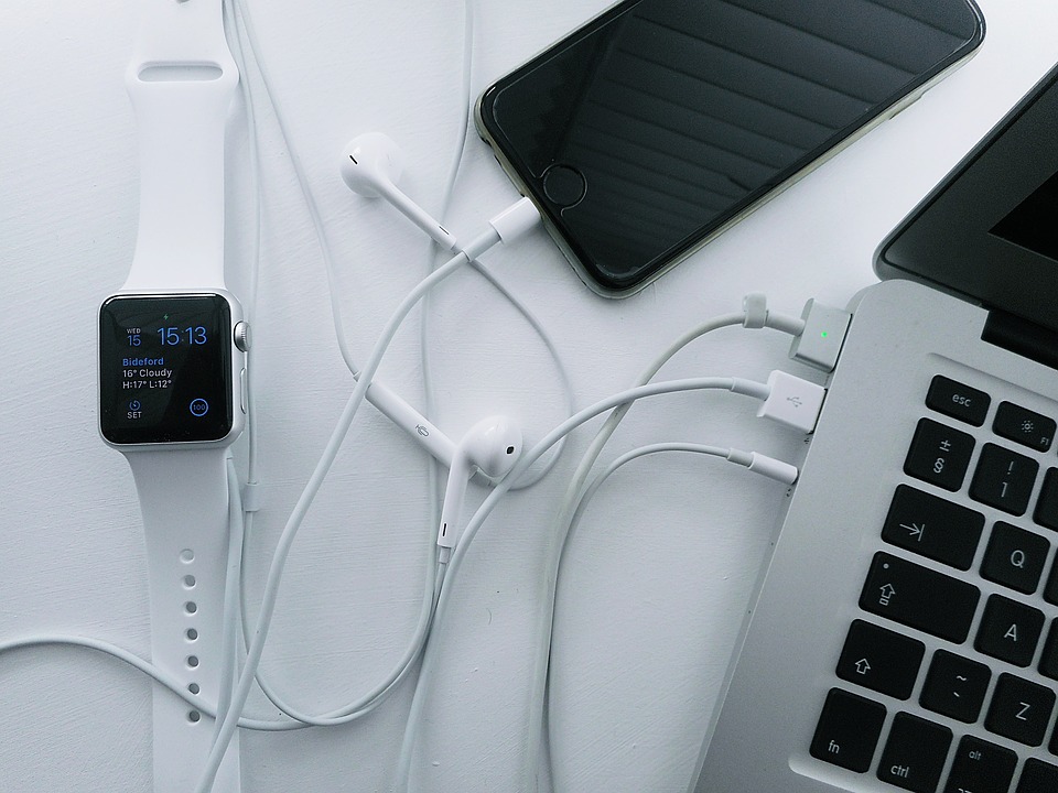How to Charge Apple Watch Battery