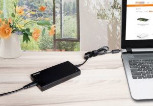 Powseed 18v 18.5v 19v 19.5v 20v Ultrathin 70W Universal Laptop AC Power Adapter